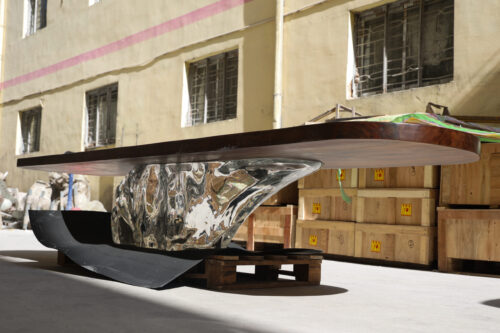 Glacier Rock Resin Table - 图片 4