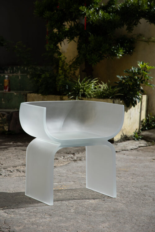 Cloud Shadow Resin Chair - 图片 4