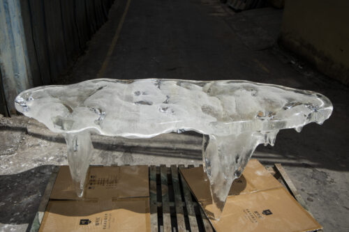 Icefall Resin Table - 图片 4