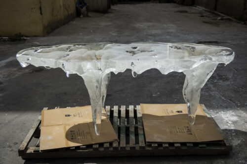 Icefall Resin Table - 图片 3