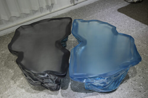 Obsidian Ice & Azure Wave Resin Tables - 图片 3