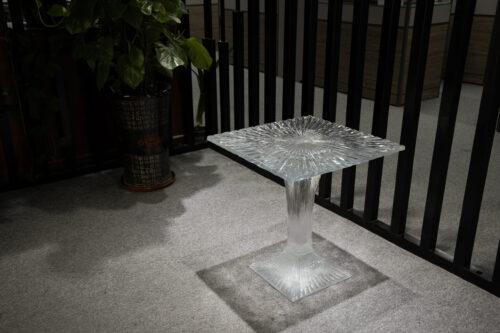 Flora Stream Resin Table - 图片 3