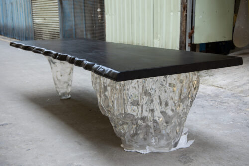 Obsidian Glacier Resin Table - 图片 2