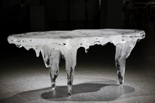Icicle Resin Table - 图片 5