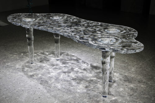 Rippled Ice Resin Table - 图片 3