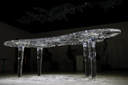 Rippled Ice Resin Table - 图片 2