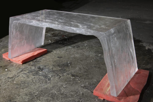 Glacial Cube Resin Table - 图片 2