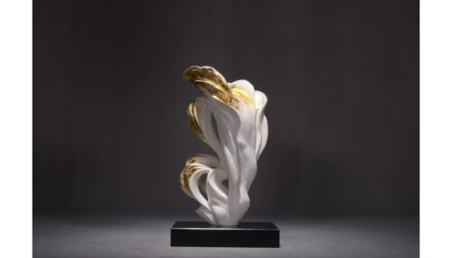 Bloom in Gold